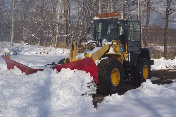 Driveway Snow Clearing with frontend loader